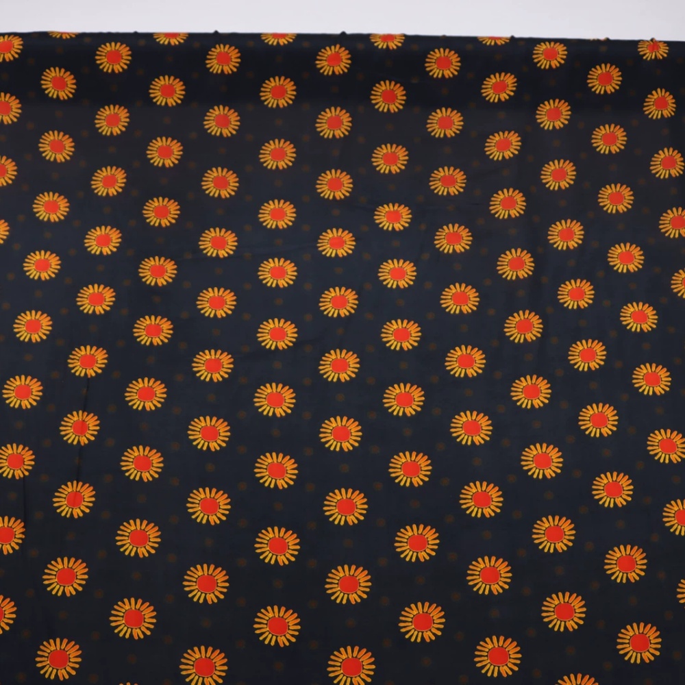 Sun Floral Small Dots Print Re - Good Floral & Wedding Decor Supply Photos recension och pris